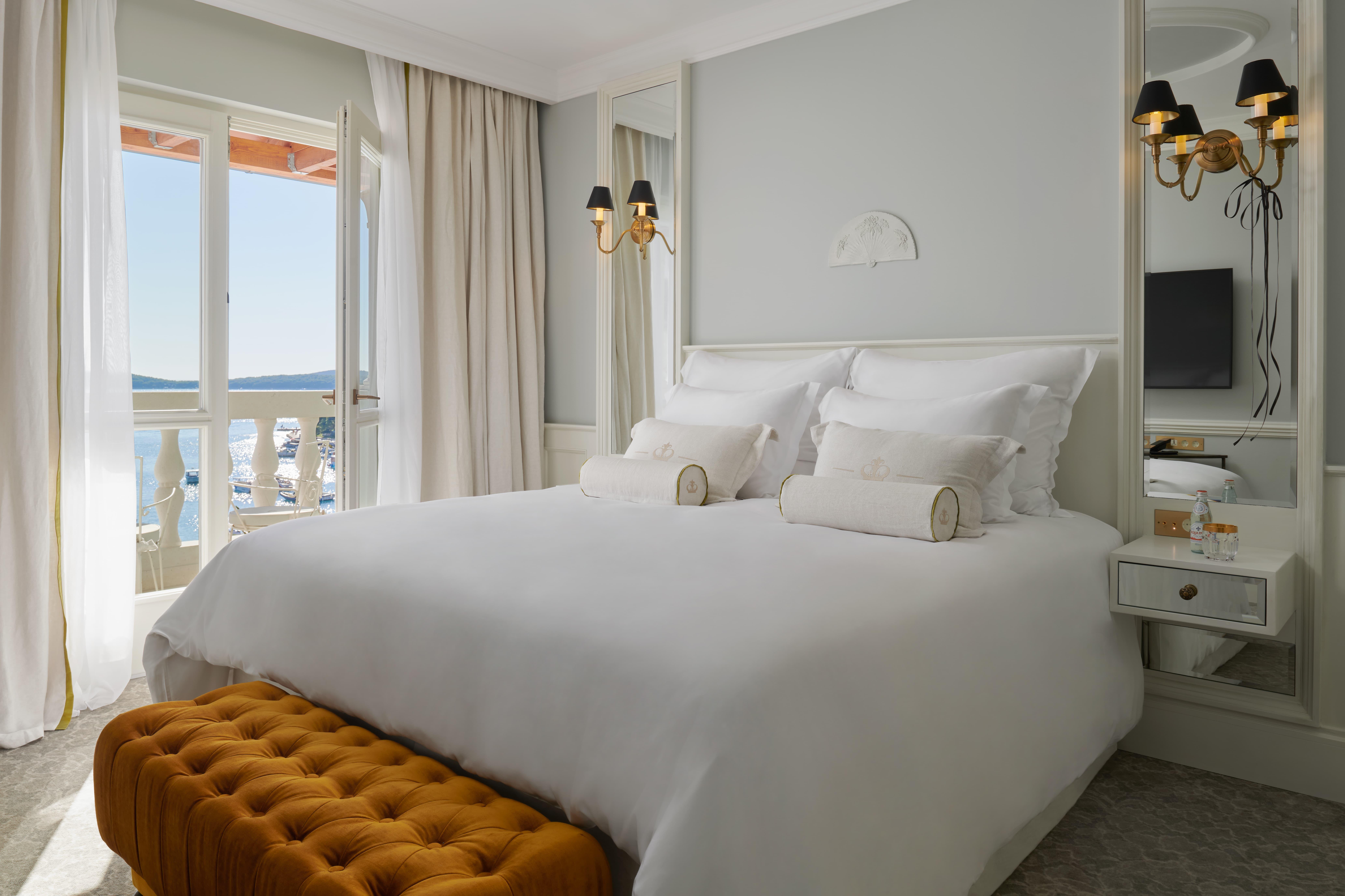 Palace Elisabeth, Hvar Heritage - The Leading Of The World